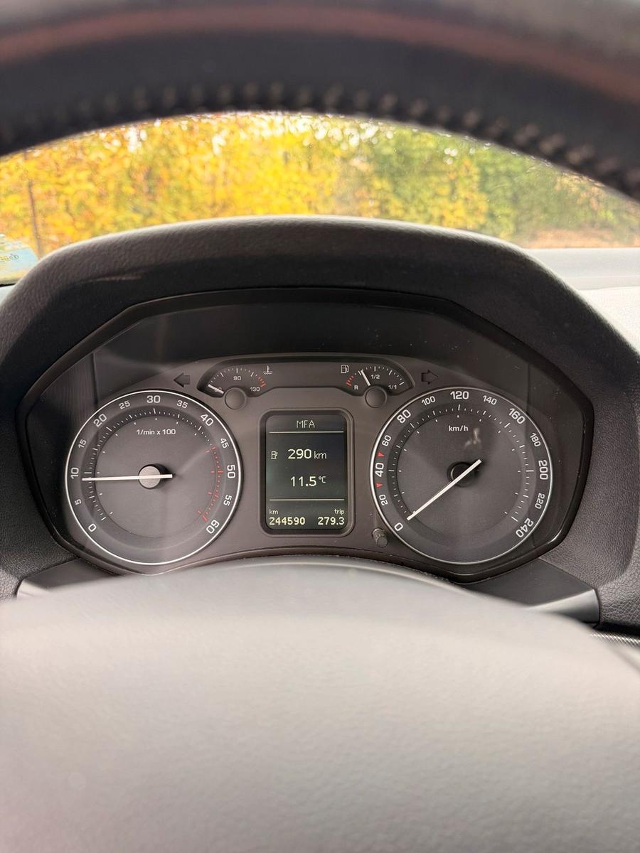Skoda Octavia 2006 — photo 12