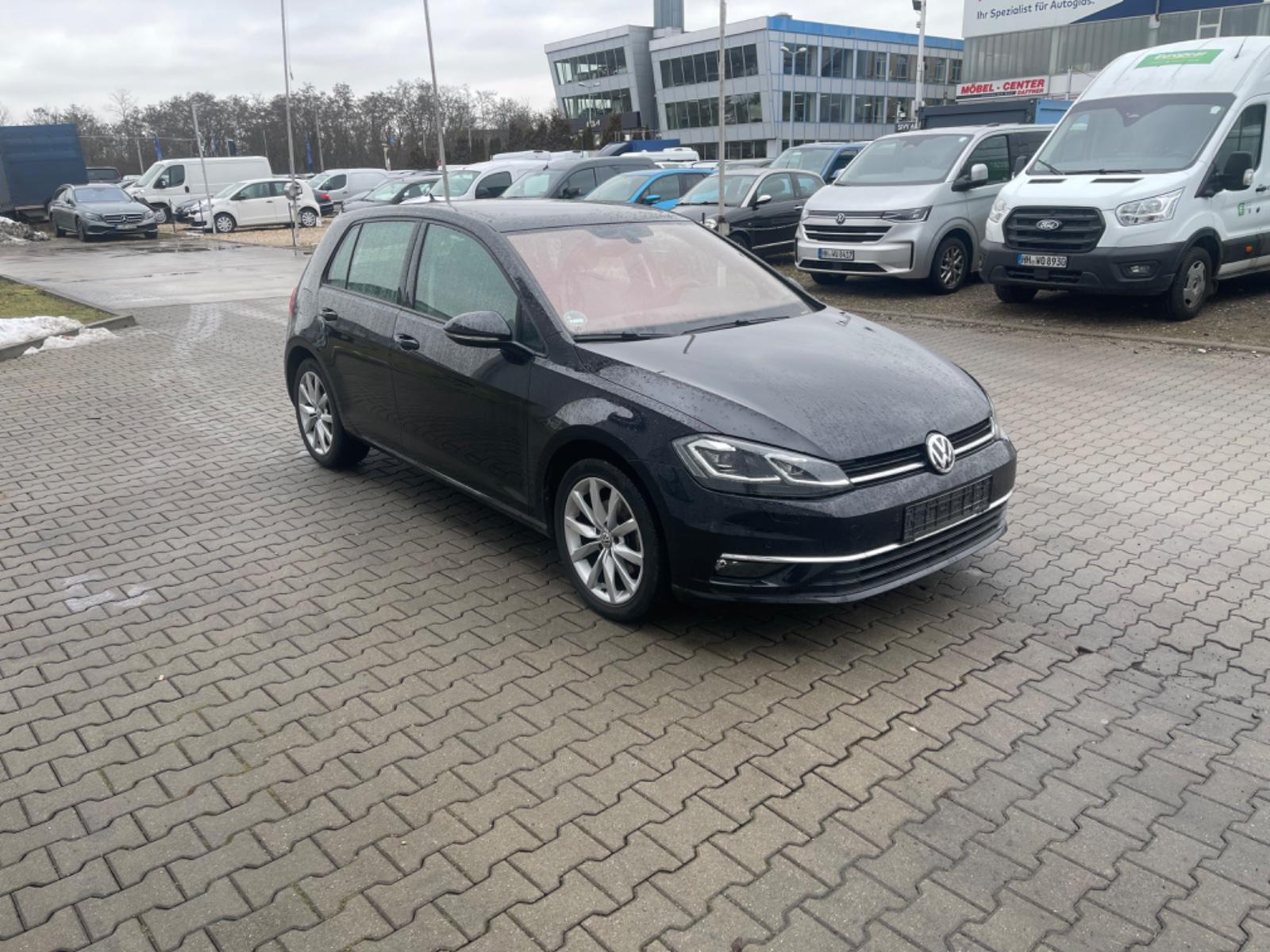 Volkswagen Golf VII Hig. 2.0 TDI  LED Neu Zahn AHK Panorama