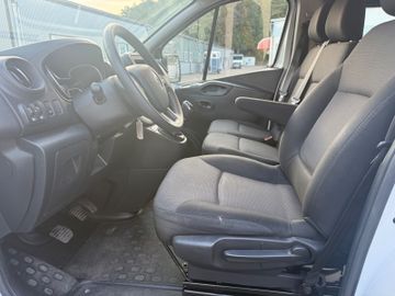Renault Trafic - 10