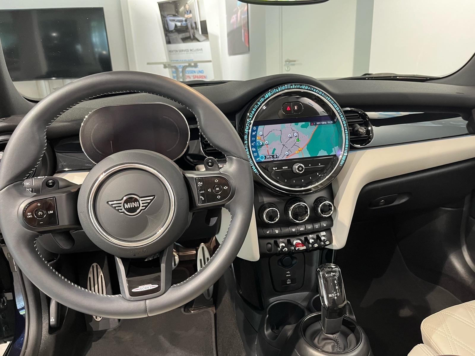 MINI Cooper S JCWTrim/DAB/Navi/RFK