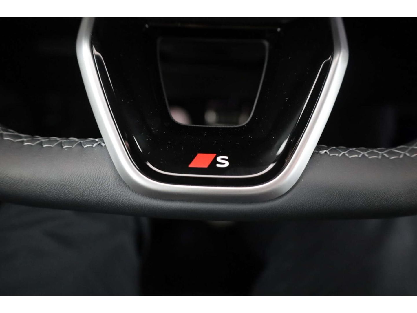 Audi SQ6 e-tron - Bild 22