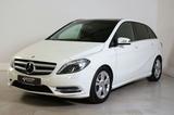 Mercedes-Benz B 220 4Matic 7G-DCT Sport Pak. COMAND AHK - weiße Mercedes-Benz B 220