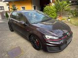 Volkswagen Golf 2.0 TSI DSG BMT GTI Performance GTI Per... - : Violett, Limousine
