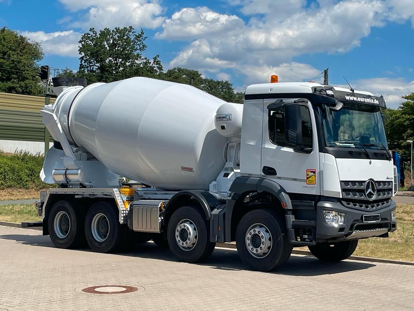 Mercedes-Benz Arocs  5 3540 B 8x4  EuromixMTP EM 9  L