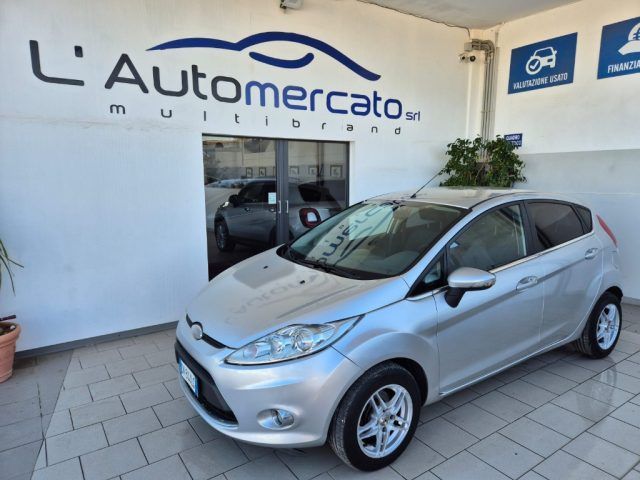 Ford FORD Fiesta + 1.4 TDCi 68CV 5 porte