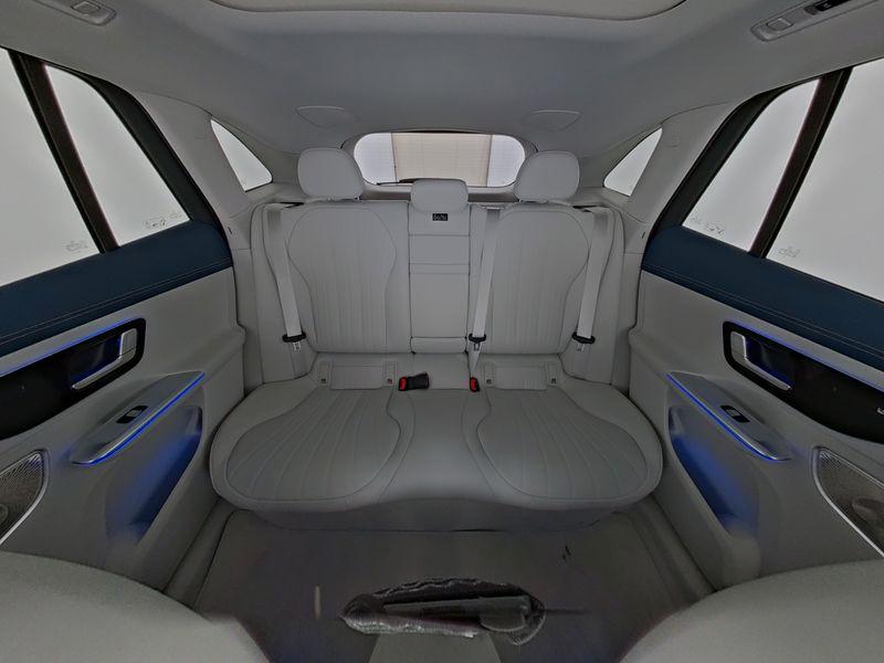 Mercedes-Benz EQE 300 SUV ElectricArt/Pano/AHK/Burm/HA-Lenkung