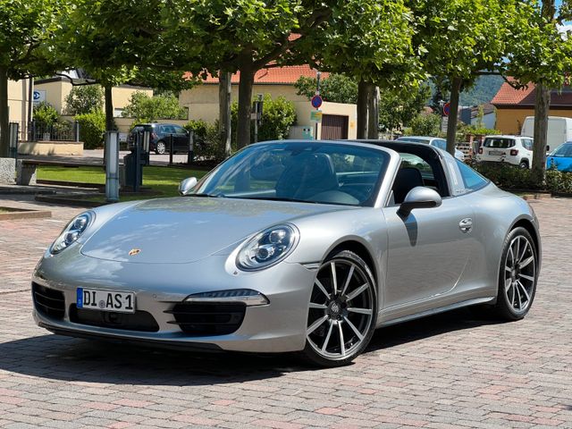 Porsche 991 Targa 4 PDK *ACC*PDLS*SPORTABGAS*VOLL*