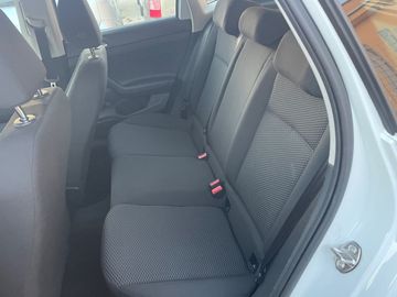 Volkswagen Polo - 9