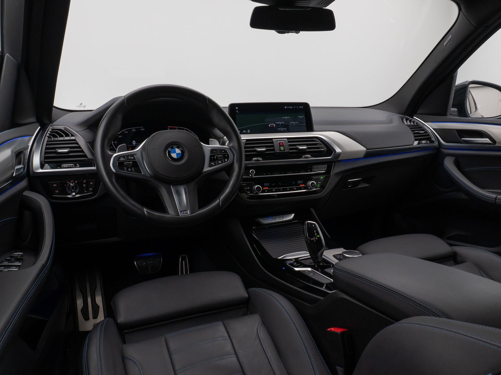 Fahrzeugabbildung BMW X3 xD30d M Sport HUD Kamera DAB Alarm AHK 19Zoll