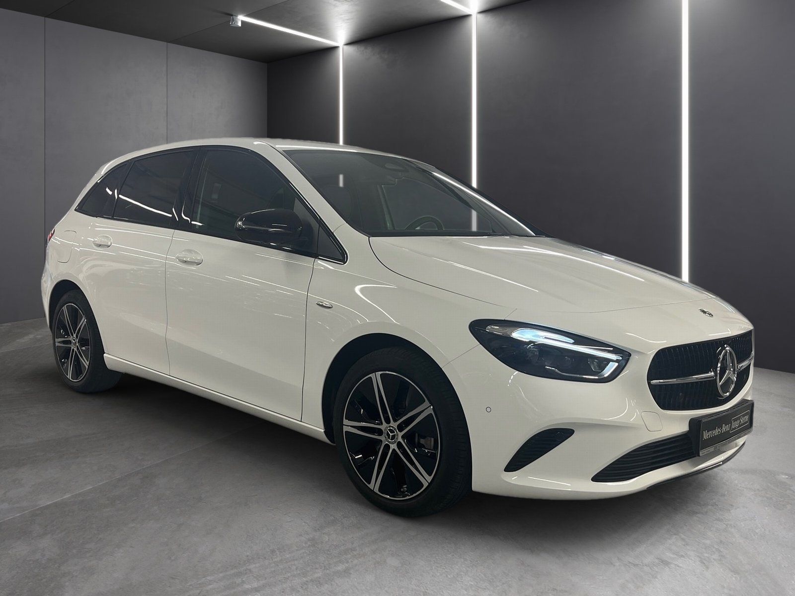 Fahrzeugabbildung Mercedes-Benz B 250 e Progressive*Distro*360*MuBeam*11kW*Night