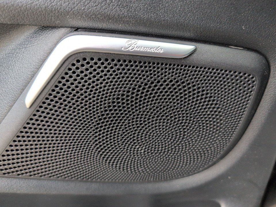 Fahrzeugabbildung Mercedes-Benz V300d 4MAT 7S AVANTG LANG AHK PANO STANDH BURMES