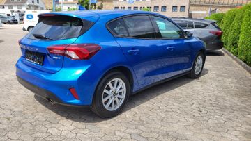 Fahrzeugabbildung Ford Focus Lim. Cool & Connect