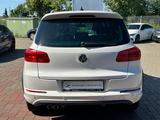 Volkswagen Tiguan 2.0 TDI 4M R-LINE*PANO*R-CAM*KESSY* - Volkswagen Tiguan aus 2012 mit Diesel-Antrieb