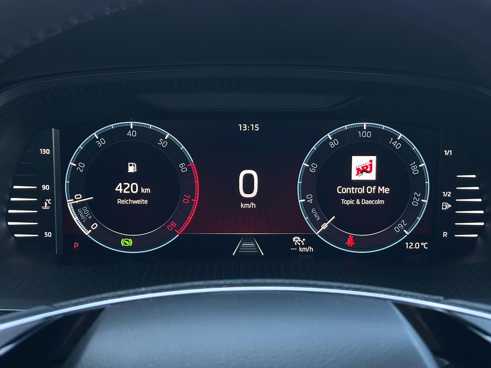 SKODA Octavia 1.5TSI AMBITION LED#ACC#SPUR#VIRTUAL#DAB - Image 12