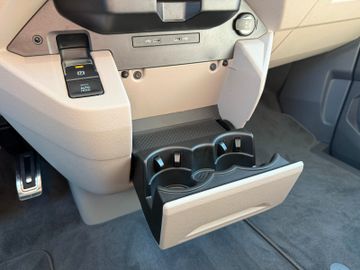 Volkswagen T7 Multivan 2.0 TDI Goal DSG Navi Kamera SHZ