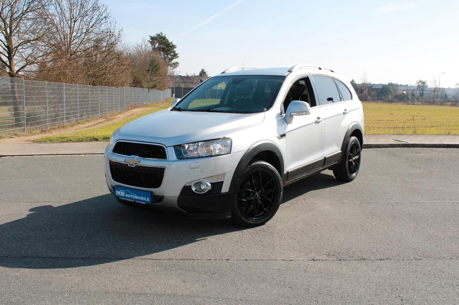 Chevrolet Captiva 2.2 D LTZ 4WD 7-Sitzer Kamera Navi Leder