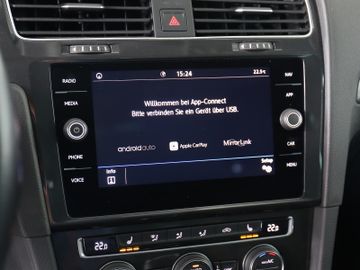 Volkswagen Golf Variant 1.5TSI ACC NAVI ERGO KAMERA AHK