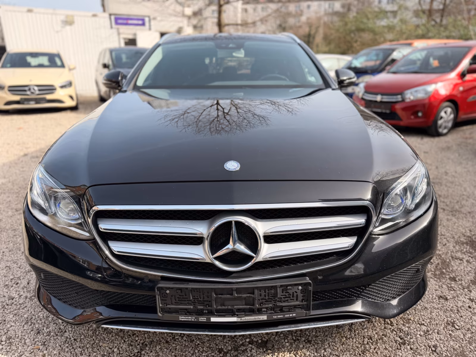 Mercedes-Benz E 220d T-Modell/MULTIBEAM/NAVI/R-CAM/SHZ/AHK/EU6