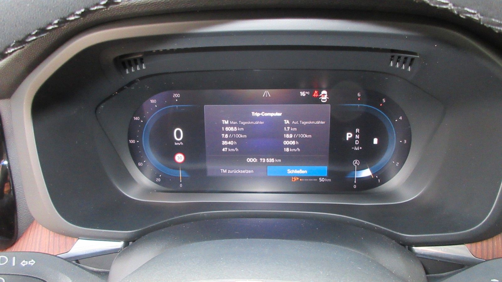 Fahrzeugabbildung Volvo XC 60 B4 Plus Bright 2WD