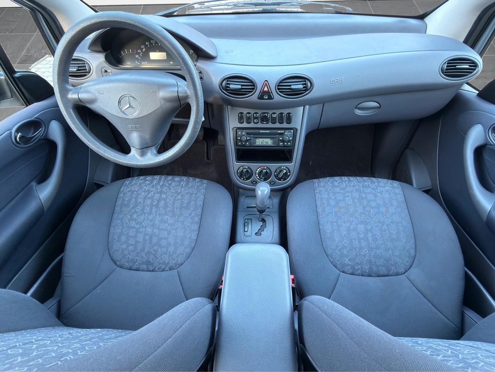 Mercedes-Benz A170 2004 — photo 12