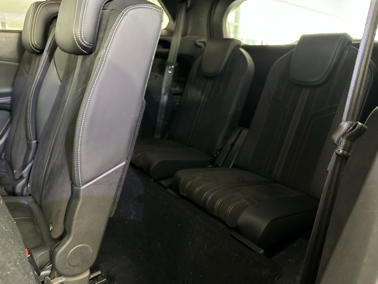 Fahrzeugabbildung Peugeot 5008 GT -PACK 1.5D LED/NAVI/SHZ/ALCANTARA/AHK
