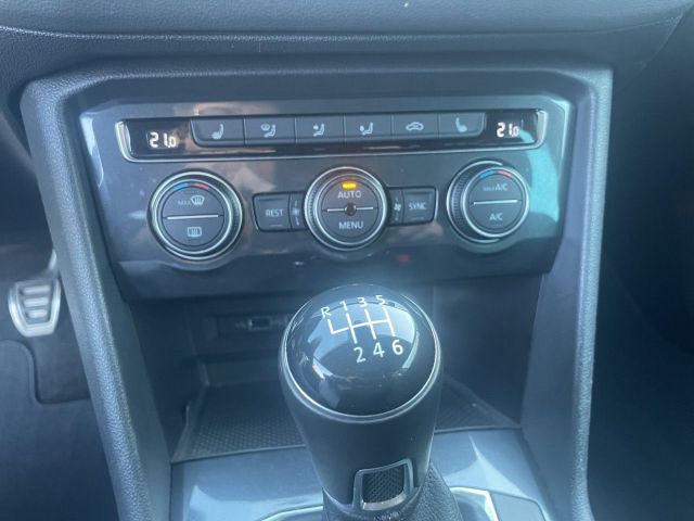 Tiguan IQ.DRIVE 1.5 TSI Navigationssystem AZV