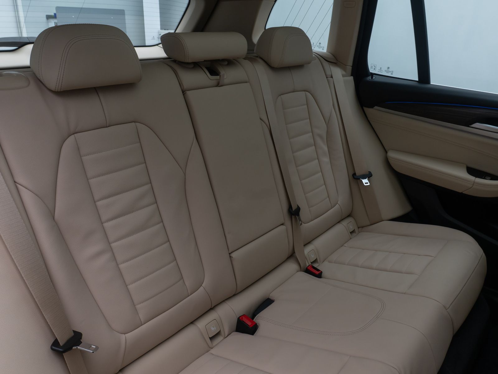 Fahrzeugabbildung BMW X3 xD30e xLine HUD 360°DAB Alarm HiFi Individual