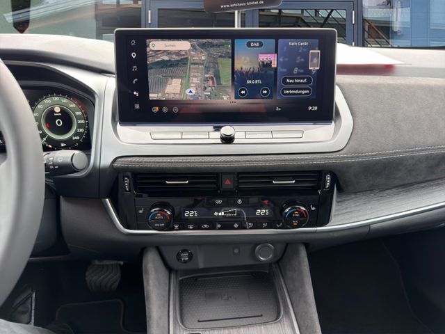 Nissan Qashqai Tekna 1.3 DIG-T X-Tronic °Premium Paket°