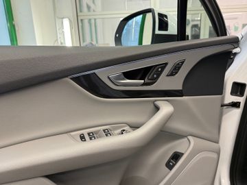 Audi Q7 - 6