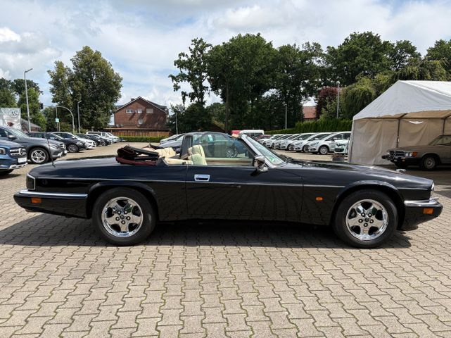 Fahrzeugabbildung Jaguar XJS Cabrio 4.0 Convertible 1.Hand+Top Zustand