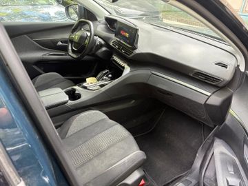 Peugeot 5008 - 10