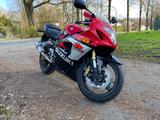 Suzuki GSX-R 600 - SUZUKI SCHWARZ GSX R 600