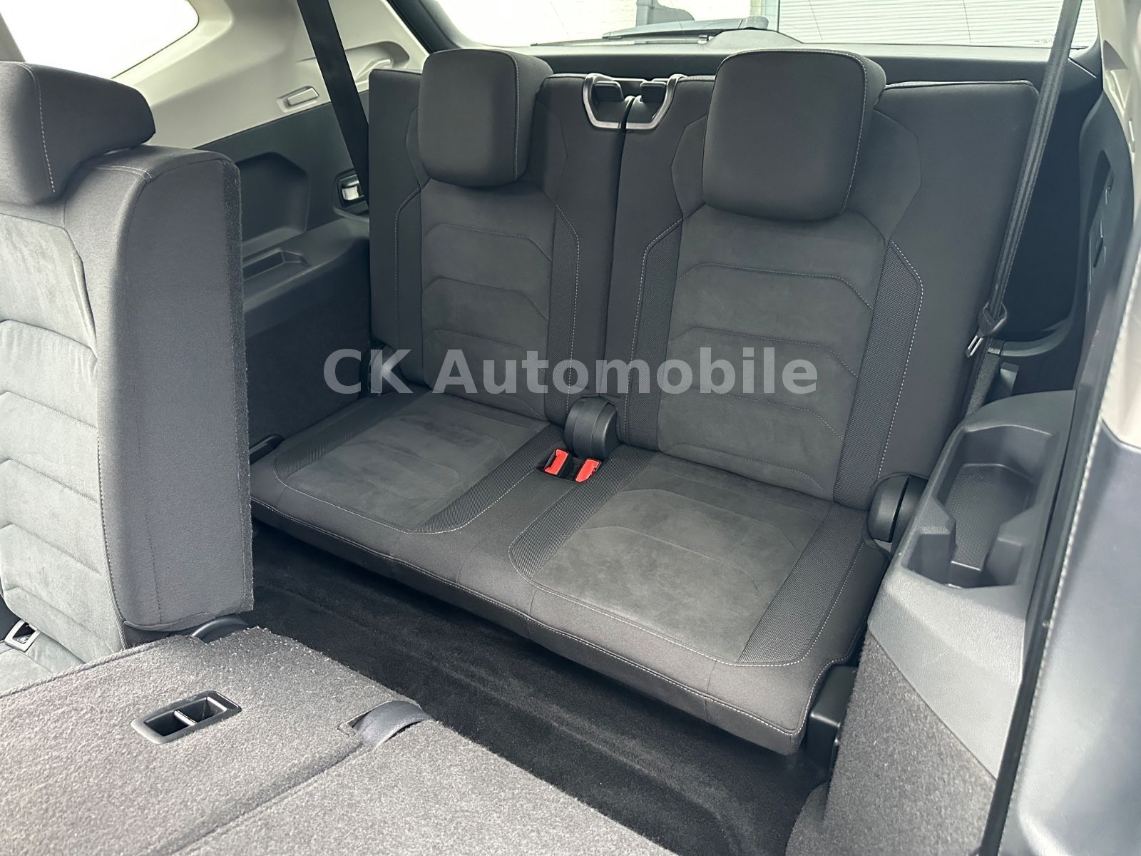Fahrzeugabbildung Volkswagen Tiguan Allspace Highline 4Motion 2.0 TDI/7 Sitze