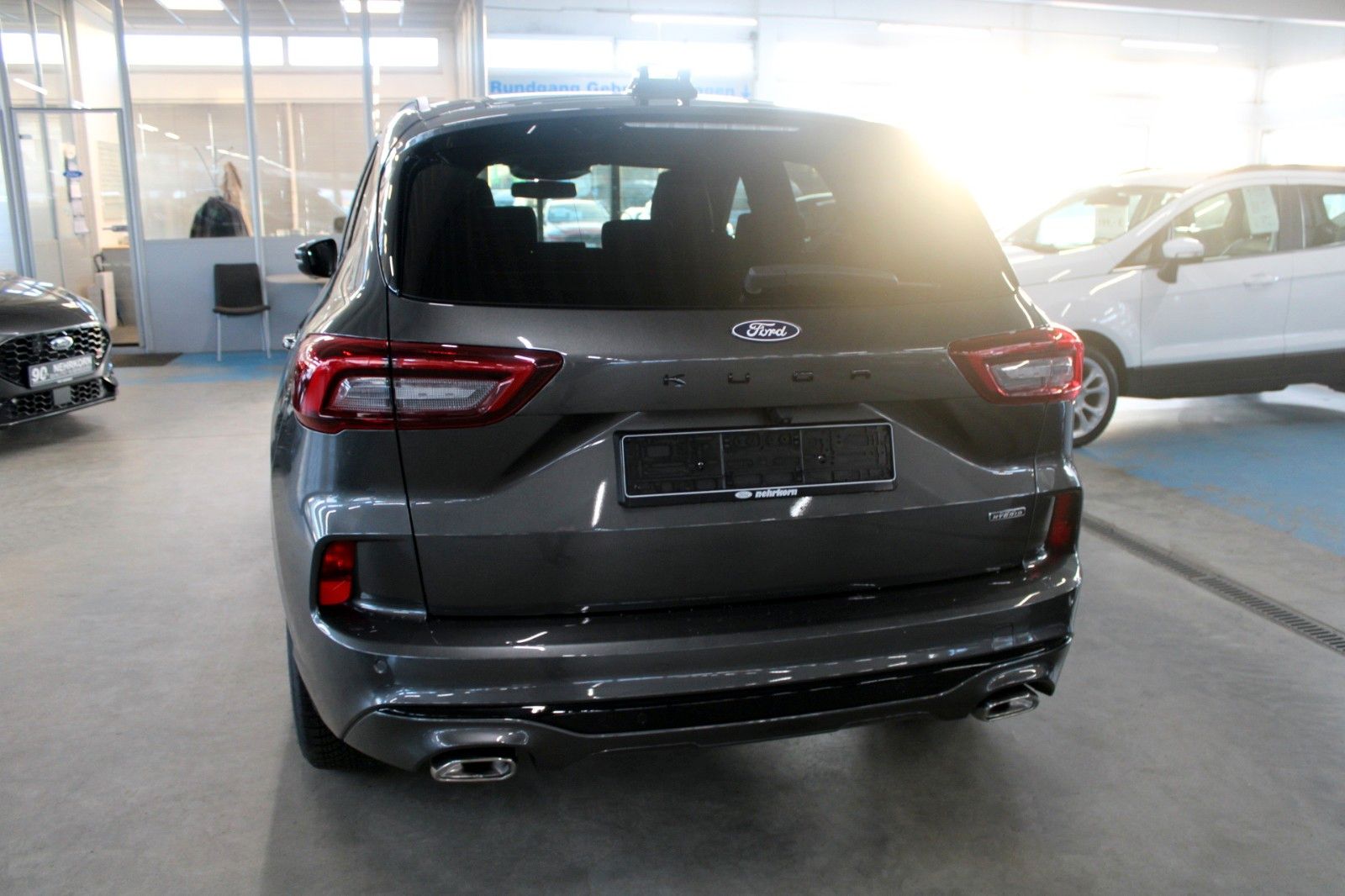 Fahrzeugabbildung Ford Kuga PHEV ST-LINE NAVI Kamera Winter Paket