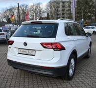 VW Tiguan 1.5 TSI Highline 34tkm LED AHK Sitzhz PDC