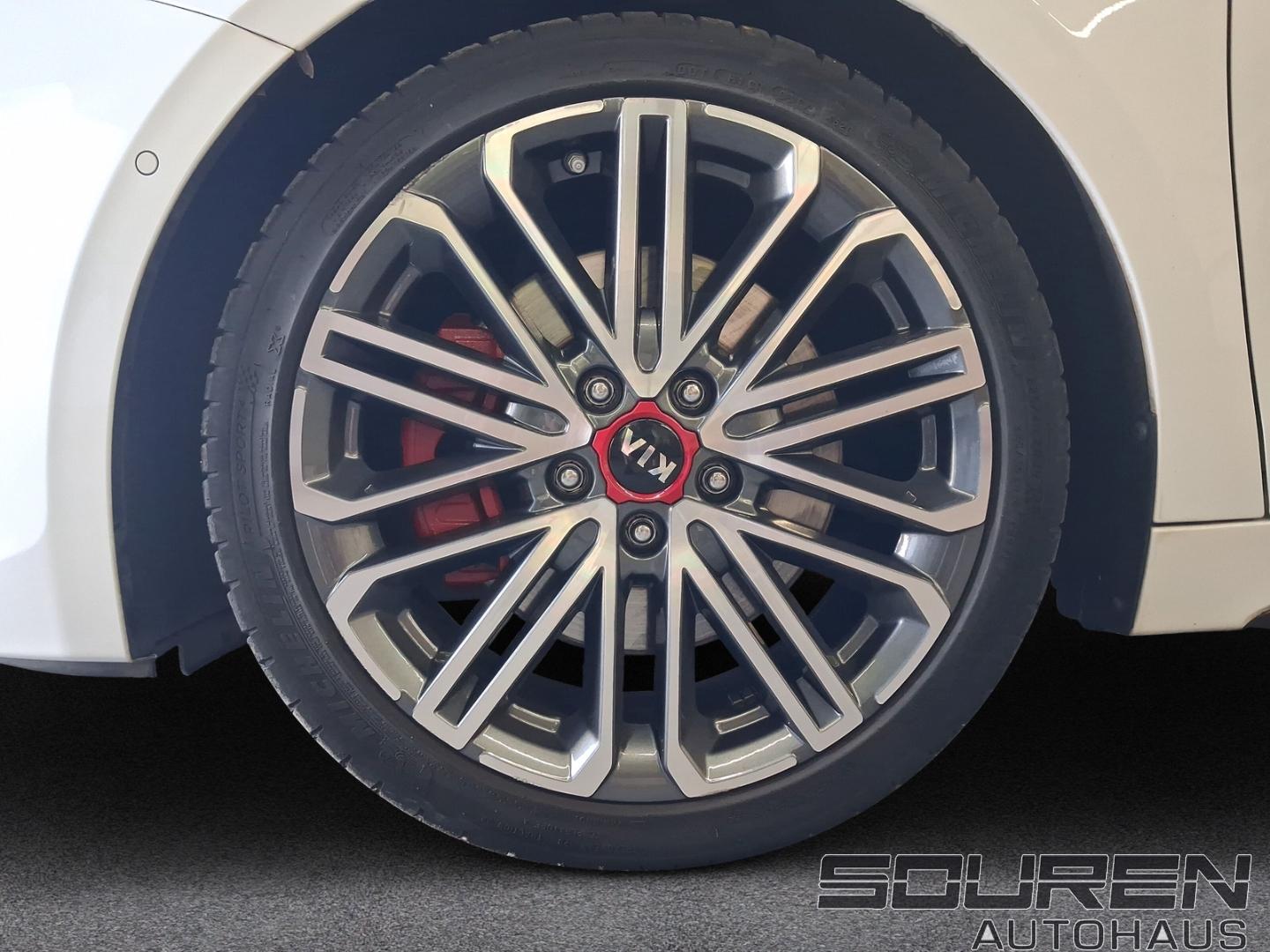 Kia ProCeed GT 1.6T DCT PANORAMA KOMFORT-PAKET NAVI 