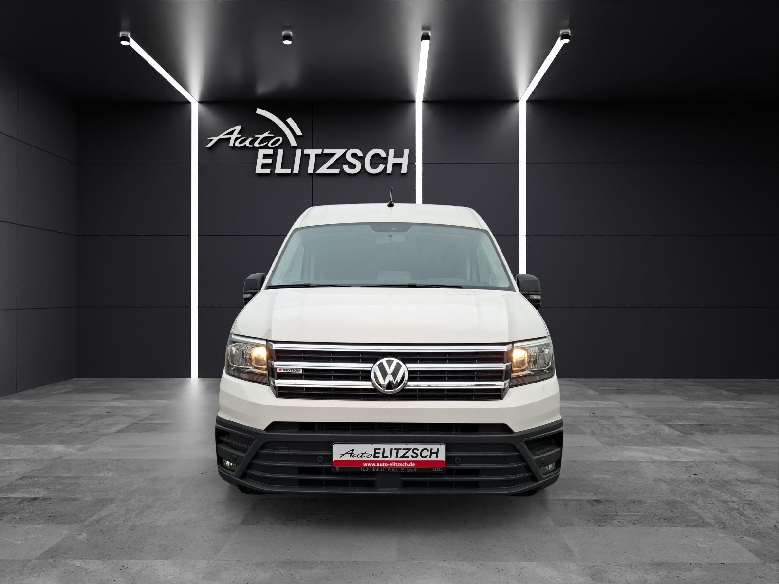 Fahrzeugabbildung Volkswagen Crafter Kasten 35 MR 4Mo 9-Si Rollstuhllift Trit