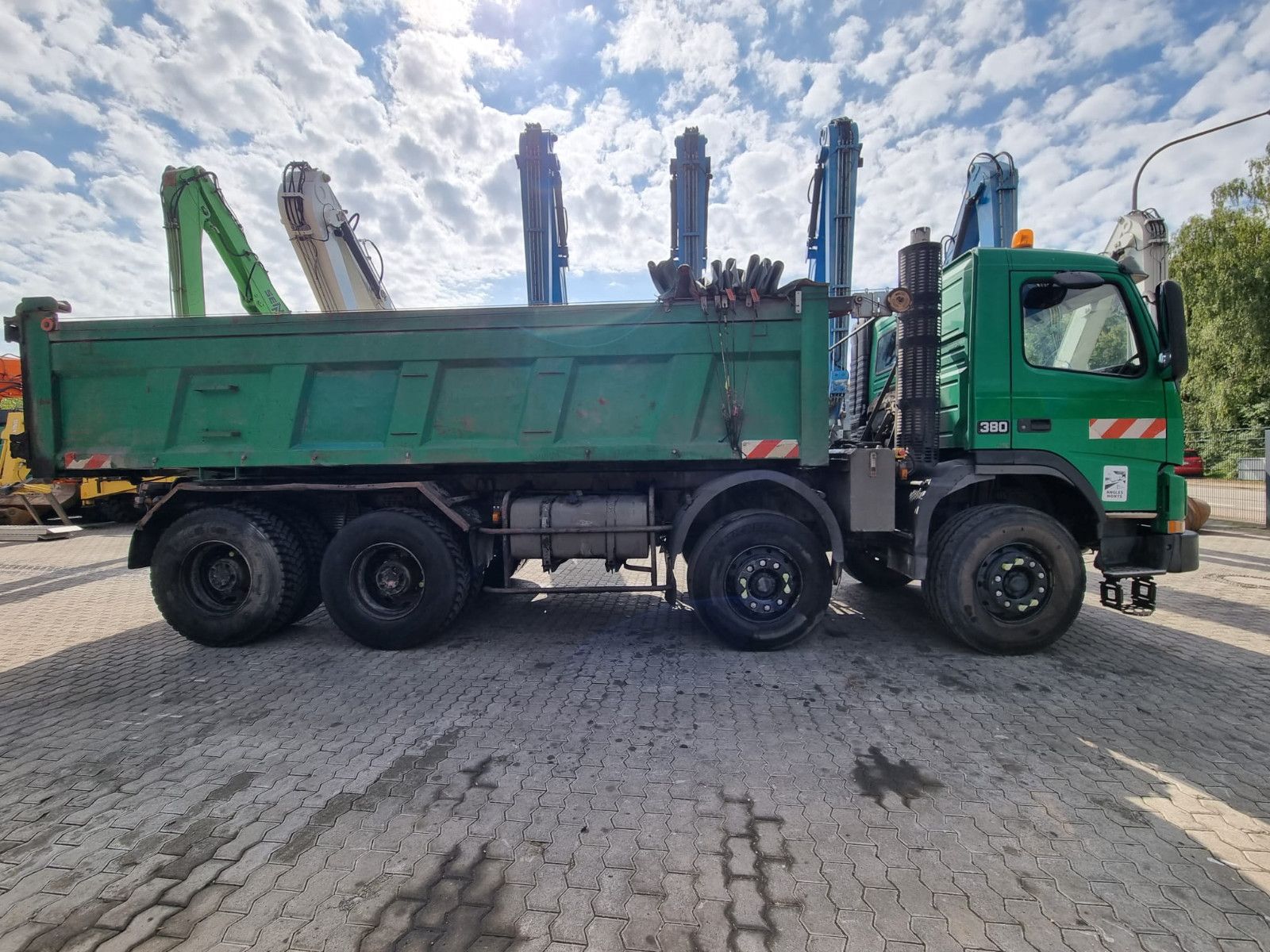 Fahrzeugabbildung Volvo FM12-380