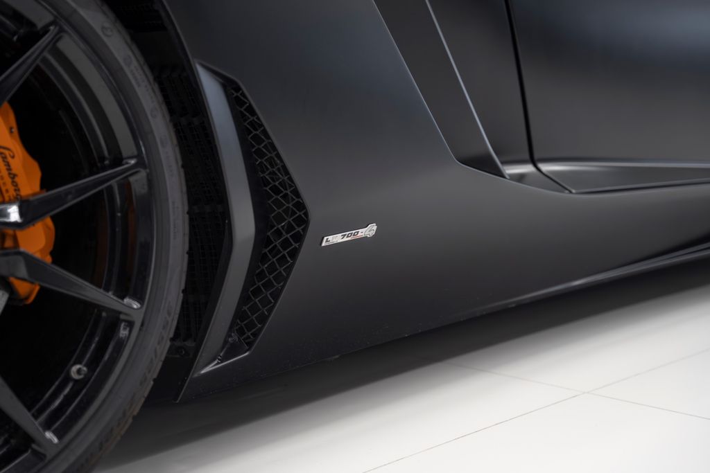 Aventador LP 700-4 MATTBLACK - Bild 10