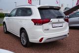 Mitsubishi Outlander 2.4 Plug-in Hybrid 4WD AWD DAB Kamera - Mitsubishi Outlander mit Hybrid-Antrieb: In Plug