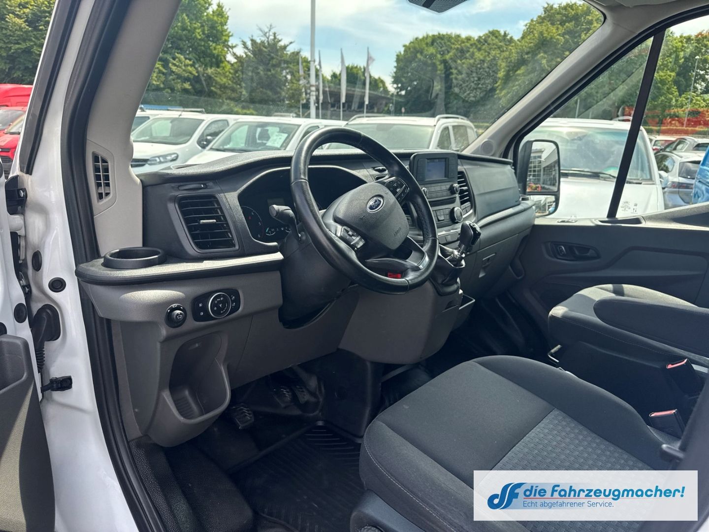 Fahrzeugabbildung Ford Transit Kasten 350 L3 Trend 2.0 MIXTO AHK CarPla