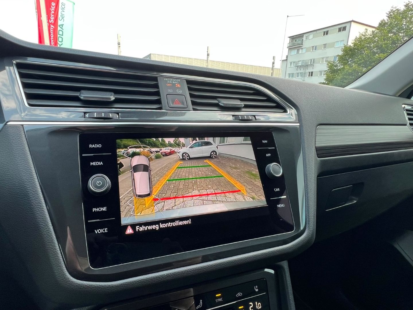 Tiguan Allspace 2.0TDI DSG - APP*LEDER*7SITZ*1HD