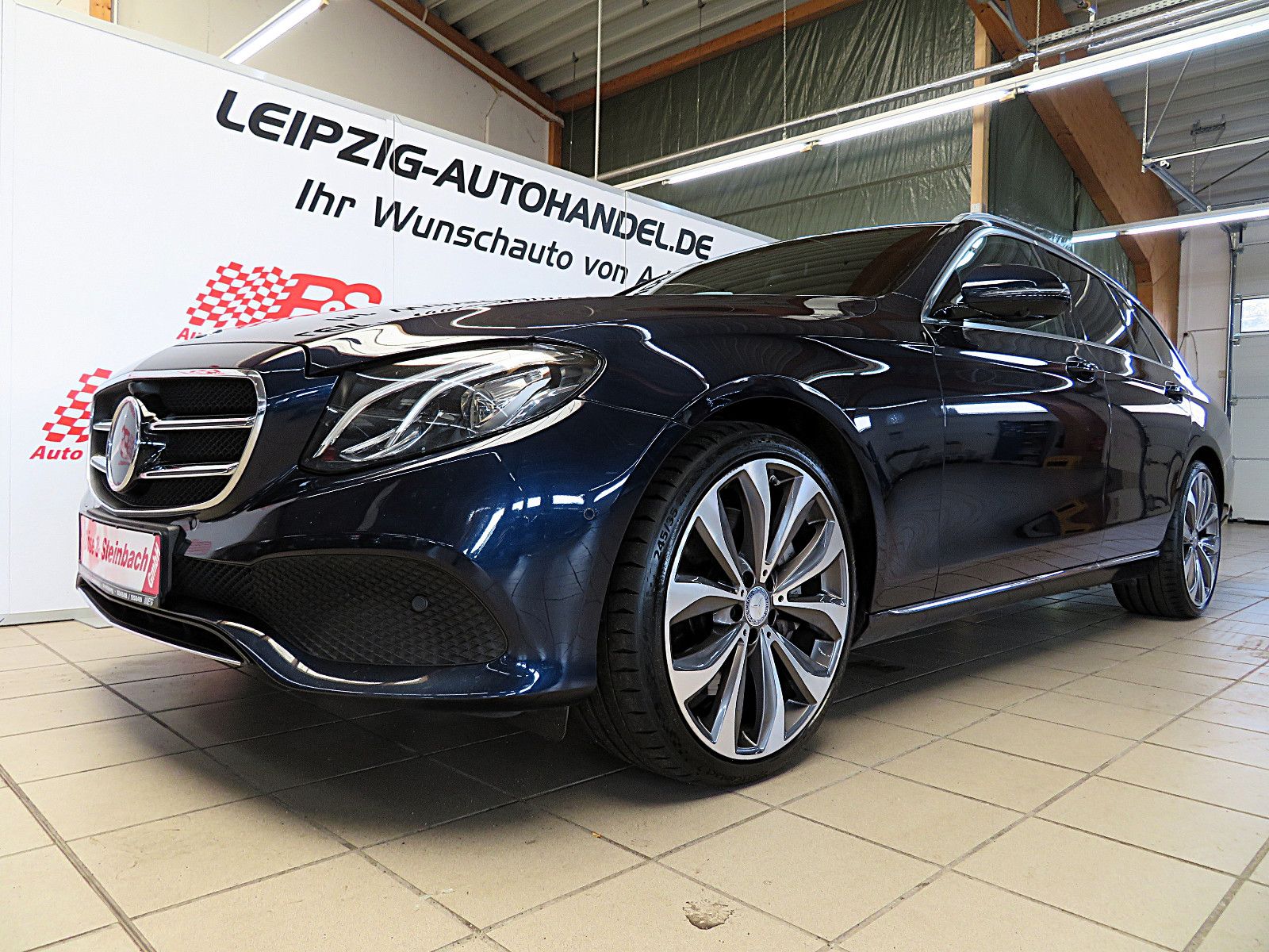 MERCEDES-BENZ E 400 d T 4Matic Avantgarde*APP*LED*AHK*GRA*