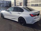BMW 2021er 320i M Sport Automatik M Paket wenig KM  - BMW 320: M Paket 320i
