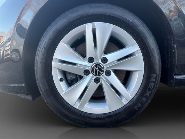 Golf VIII Variant 2.0 TDI Life DSG AHK ACC LED