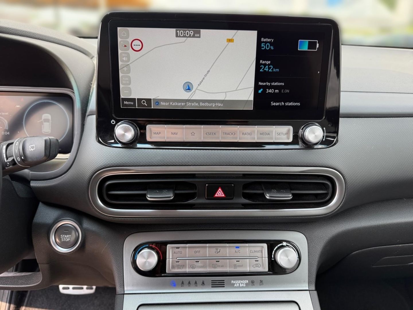 Fahrzeugabbildung Hyundai KONA Elektro 64 kWh (150kW) PRIME Sitzpaket Lede