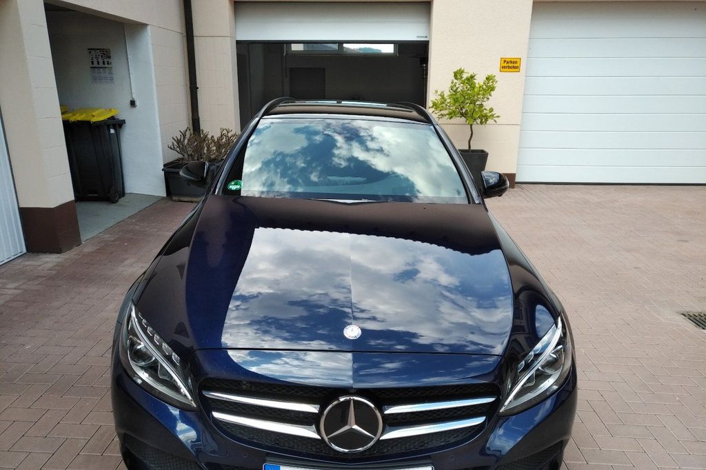 Image of Mercedes-Benz C 300
