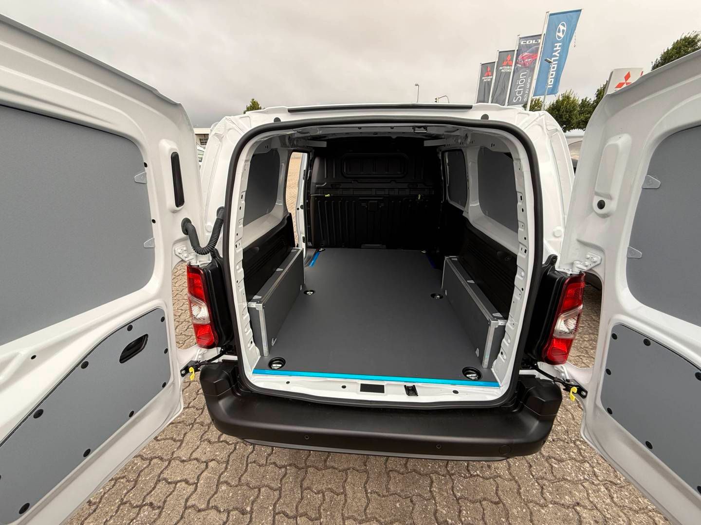 Fahrzeugabbildung Fiat Doblo XL