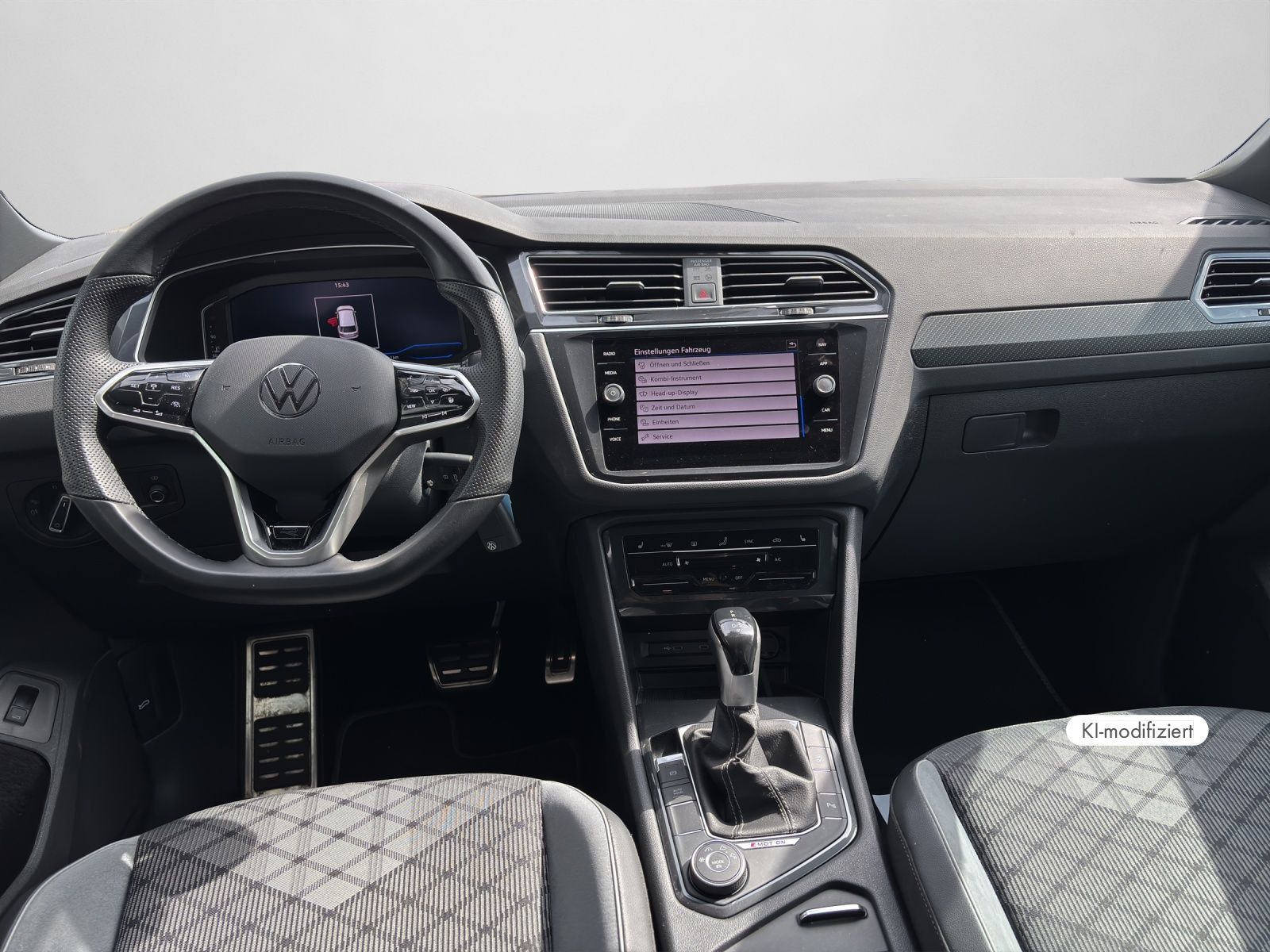 Volkswagen Tiguan R-Line 2.0 TDI DSG PANO AHK MATRIX ACC foto 3