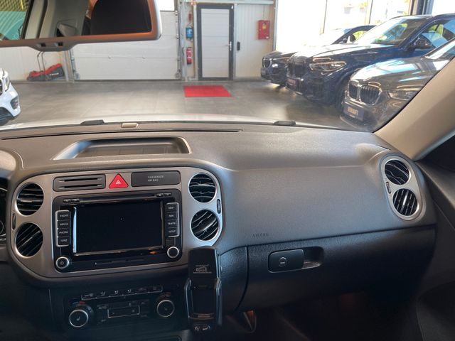 Volkswagen Tiguan Team 4Motion *Parkassistent*Navi*Kamera*
